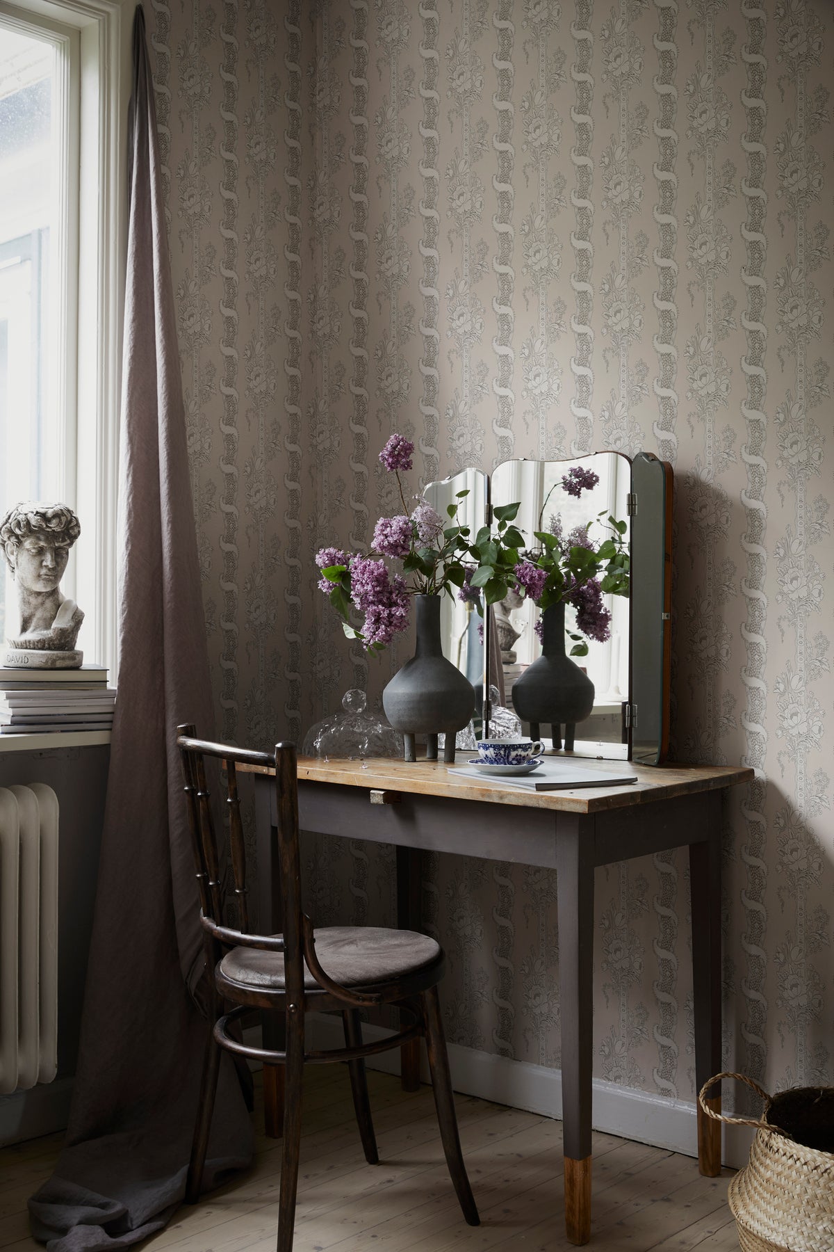 Alexandra S10248
