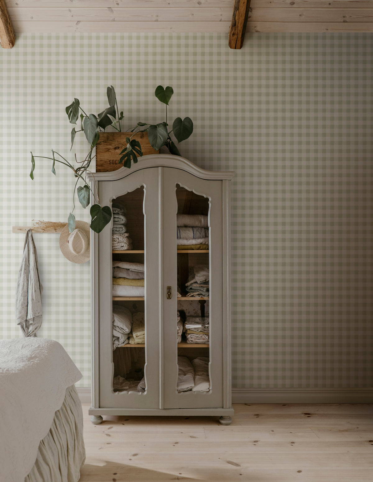 Harry, Spring Green S10502