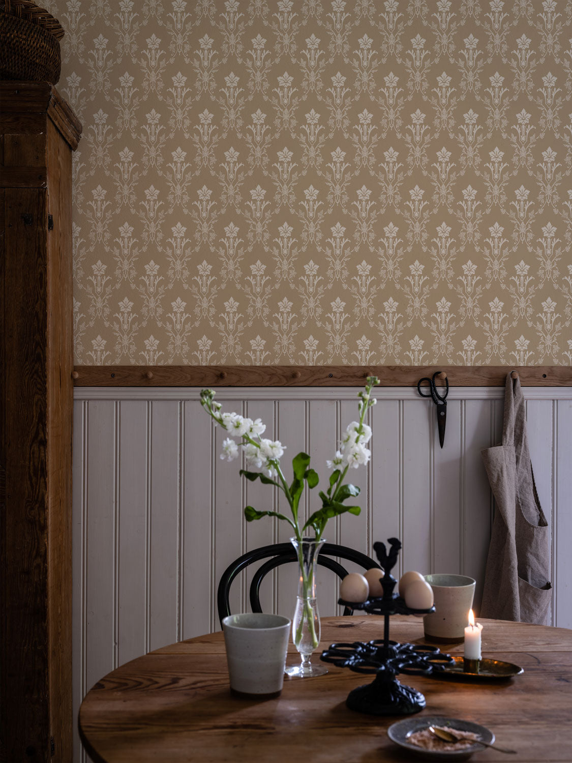 Hudiksvalls Teater Beige 037-24