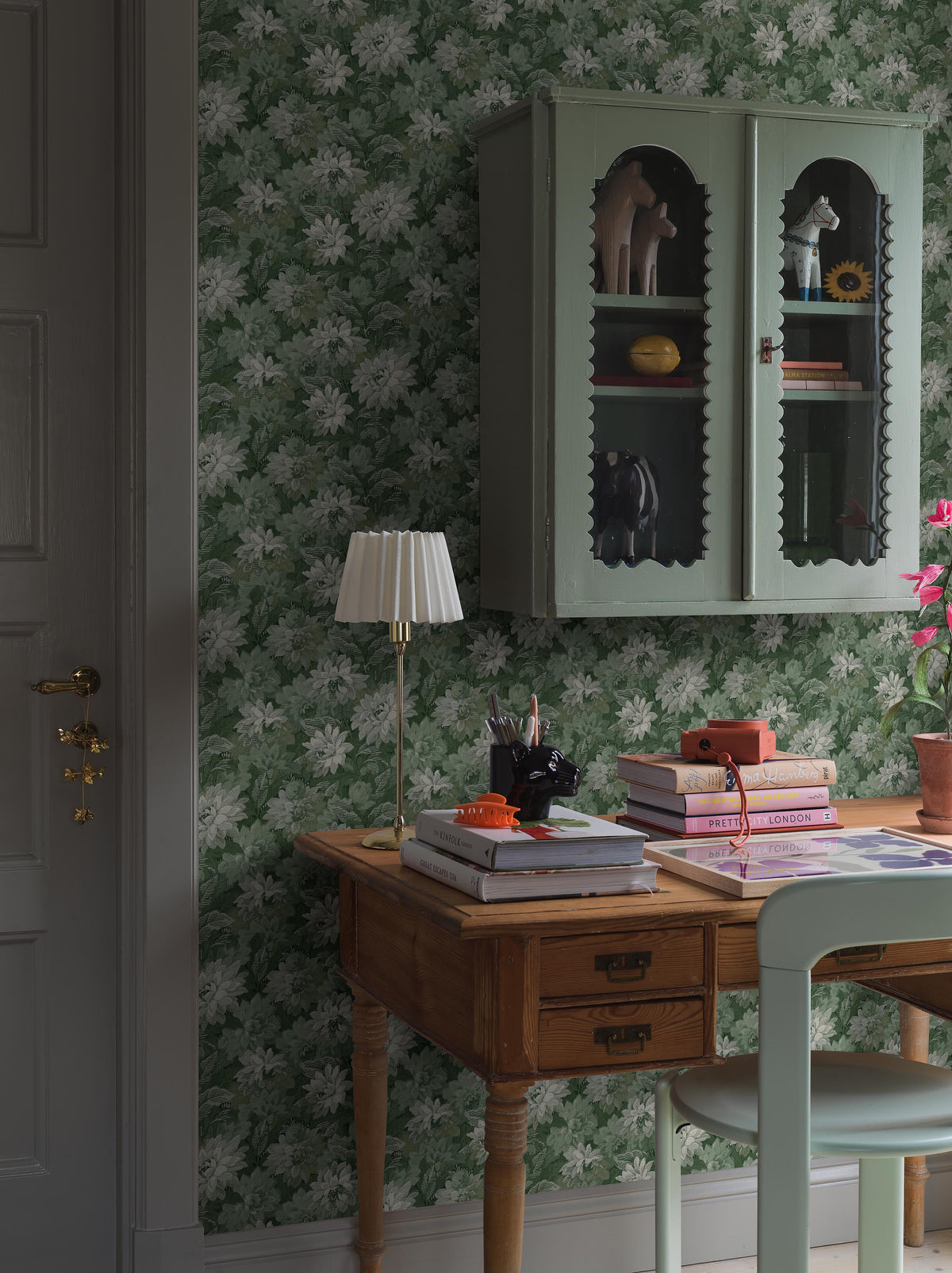 Delilah 8173