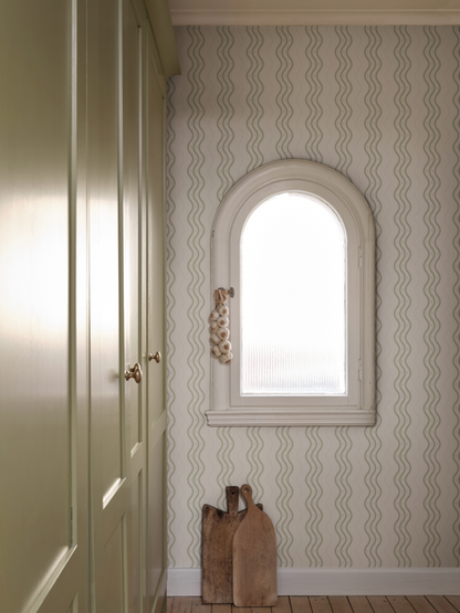 Ben, Garden Green S10370